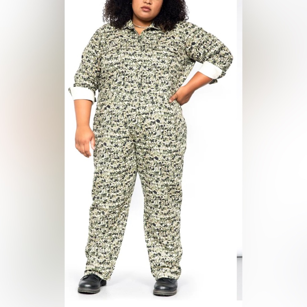 Alligator smile! Wildfang Coverall with style.
